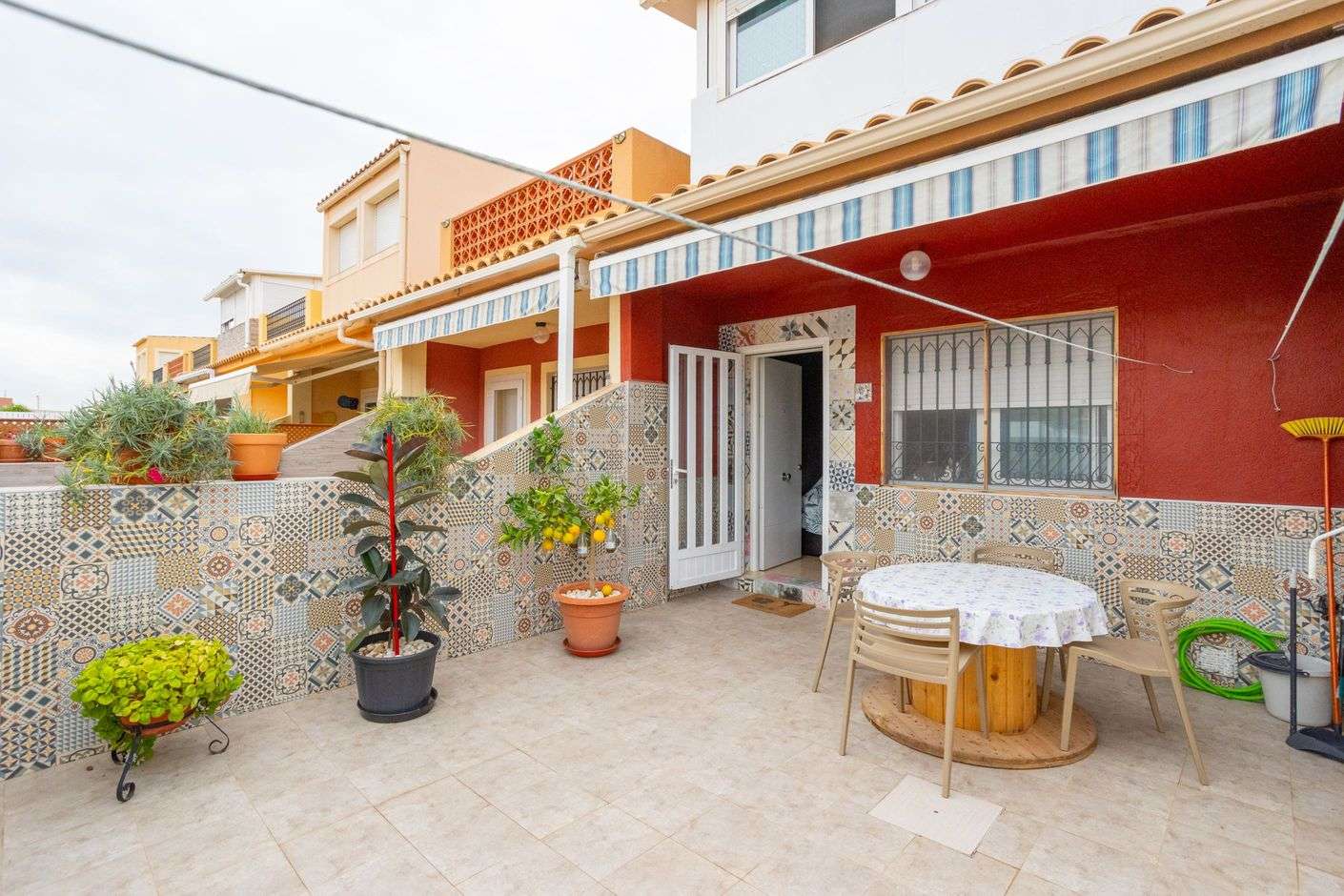 Townhouse For Sale in Los Álcazares