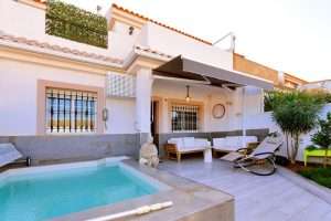 Townhouse For Sale in Estrella de Mar