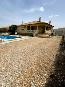 Villa For Sale in Gea y Truyols