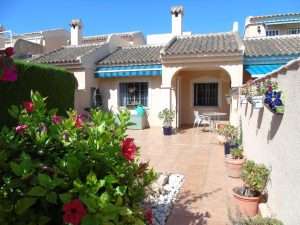 Townhouse For Sale in Estrella de Mar