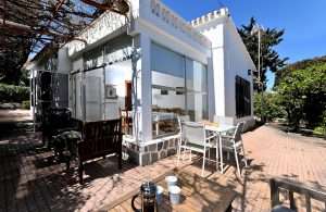 Detached Bungalow For Sale in El Carmoli