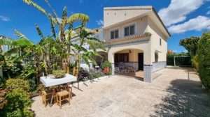 Corner Townhouse For Sale in Los Narejos