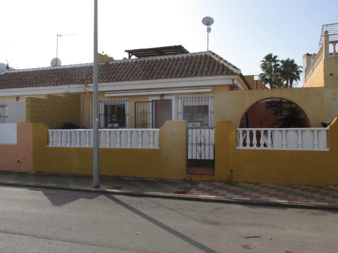 https://mcpropertieslosalcazares.com/wp-content/uploads/2022/07/IMG_1683-scaled-1.jpg